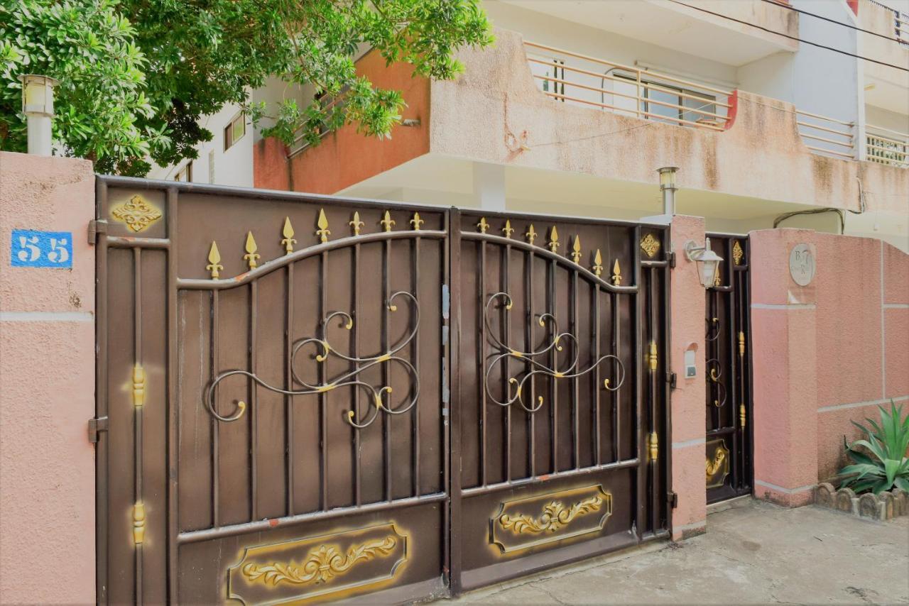 B&B Chez Rita 코토누 외부 사진